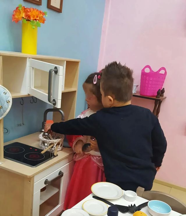 Can Yaman For Children al fianco dei bambini affetti da sindrome di Down